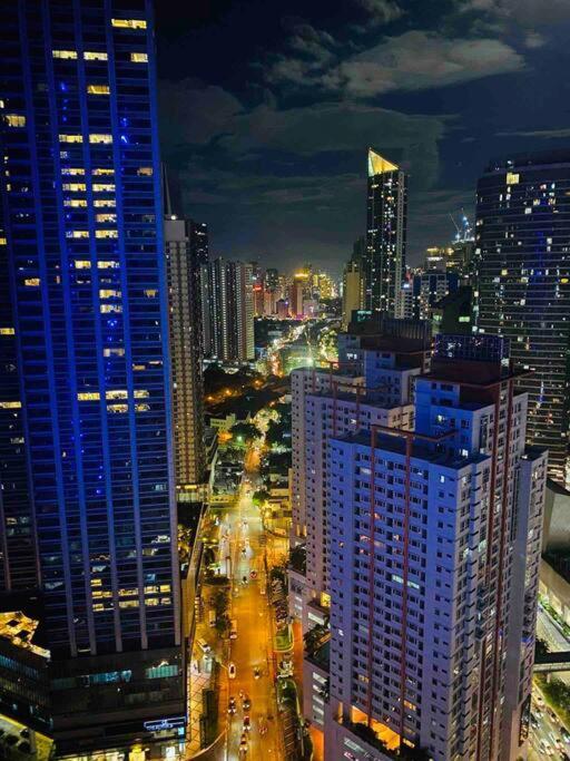 Air Residences Makati - Fully Furnished Condo With Skyline Views! Манила Екстериор снимка
