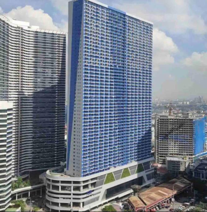 Air Residences Makati - Fully Furnished Condo With Skyline Views! Манила Екстериор снимка